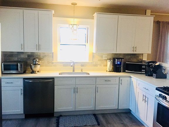 2nd image of 414 River Ave