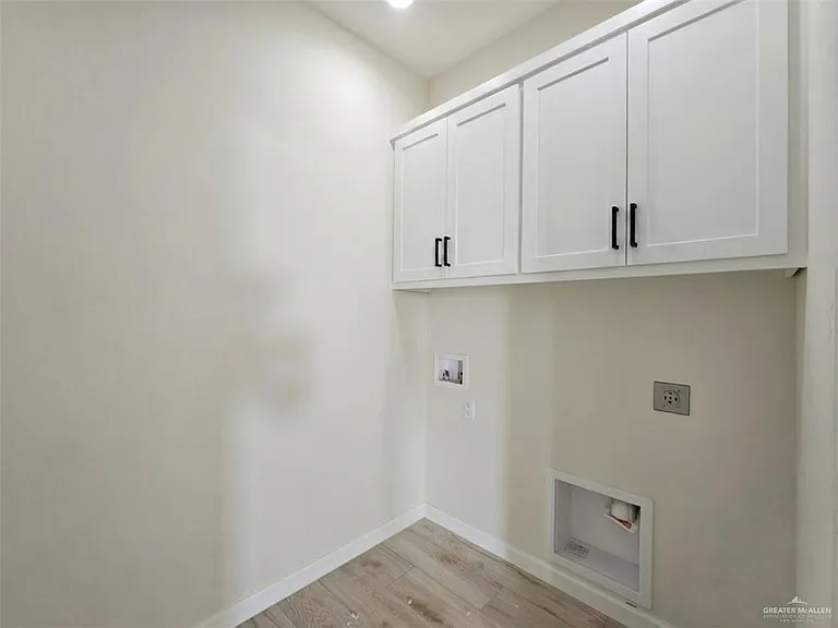 532 Freedom Way — Photo 24