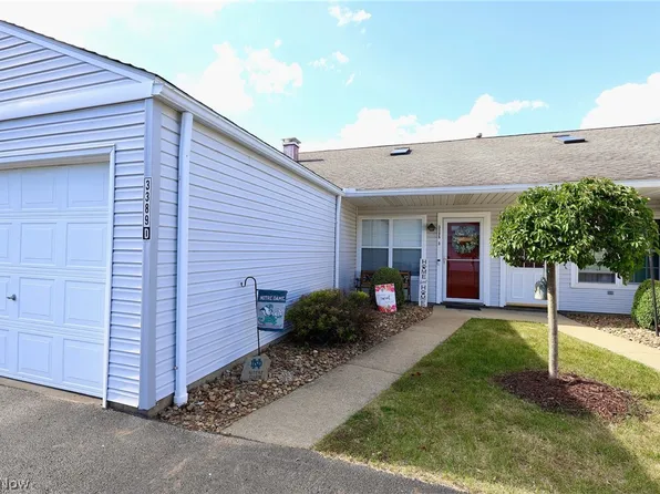 3389 Ivy Hill Cir Unit D, Cortland, OH 44410