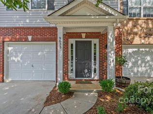 9633 Walkers Glen Dr, Concord, NC 28027