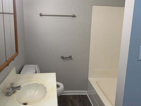 5th image of 430 Gibson Ln #28