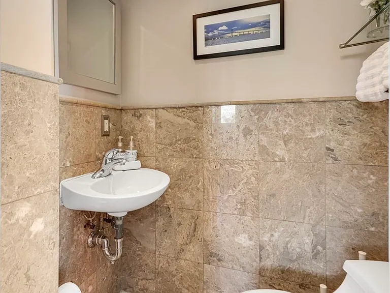 166 Quincy Shore Dr #119 — Photo 8