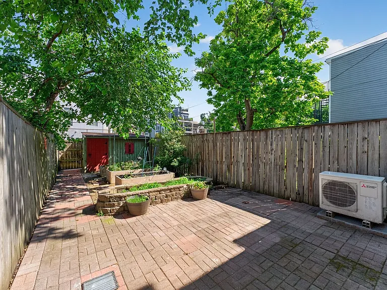 745 Irving St NW — Photo 13