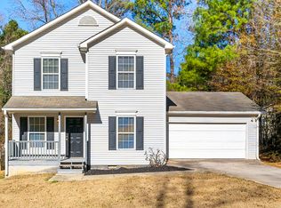 5147 Hilltop Dr, Union City, GA 30291