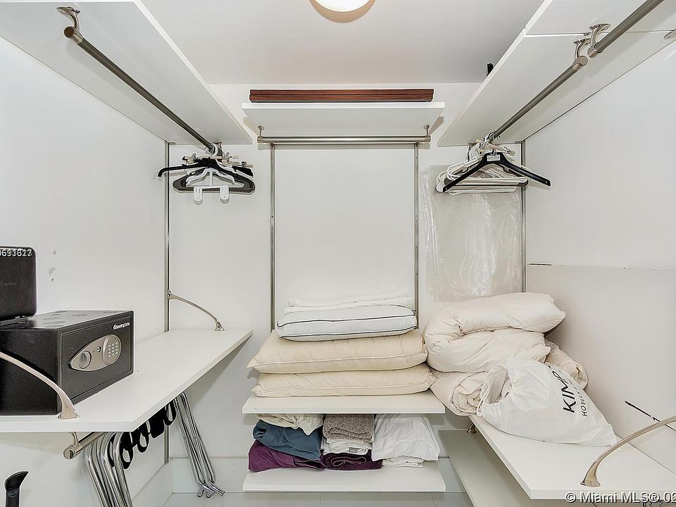 1st image of 485 Brickell Ave APT 3101
