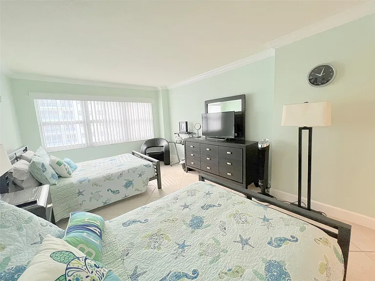 3400 Galt Ocean Dr #503S — Photo 17