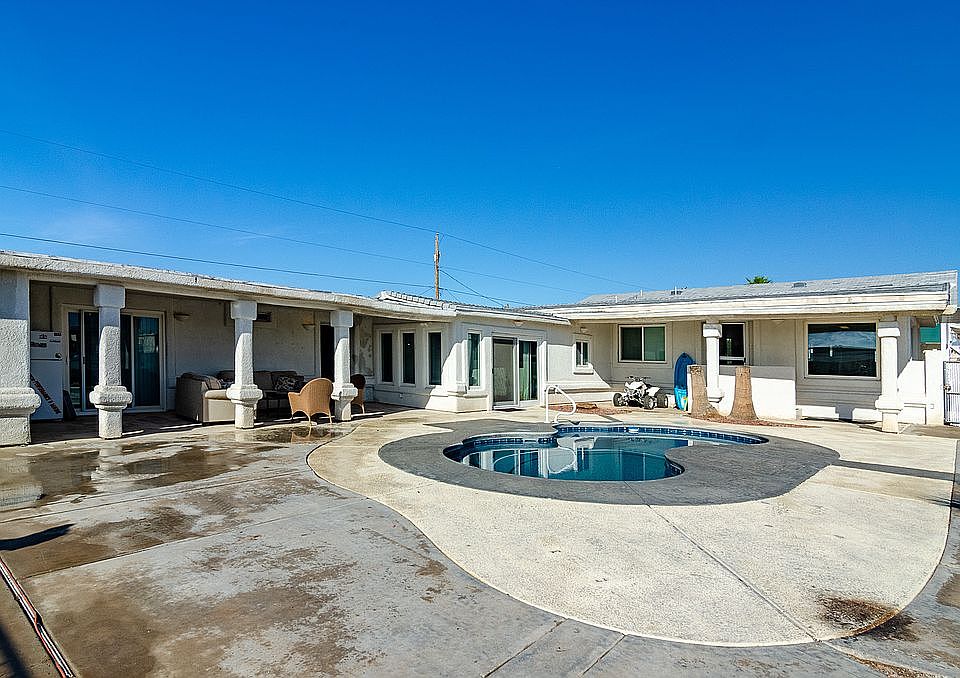 1st image of 3037 Joyce Ln