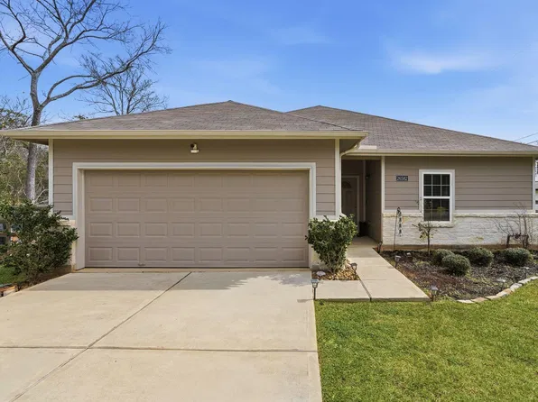 26582 Armadillo Dr, Hempstead, TX 77445
