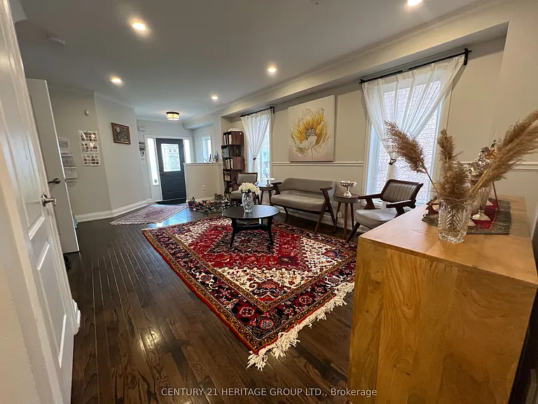 35 Brightsview Dr — Photo 32