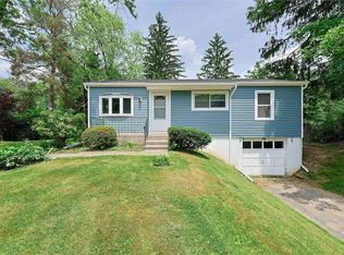 7 Seward Dr, Warwick, NY 10990