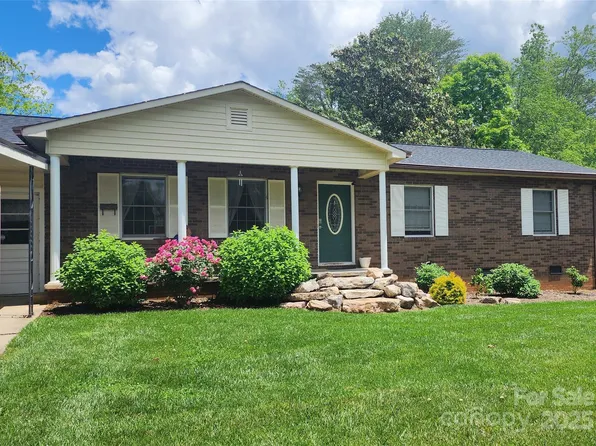 203 Shuping St, Morganton, NC 28655