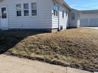 4133 T St, Omaha, NE 68107