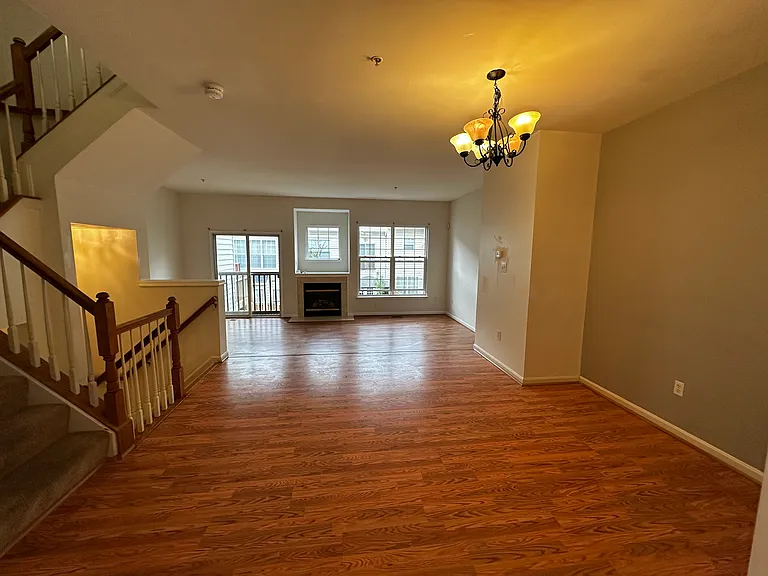 12921 Woodcutter Cir — Photo 4