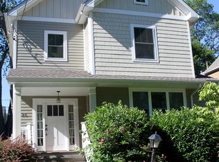 28 Gray St, Montclair, NJ 07042