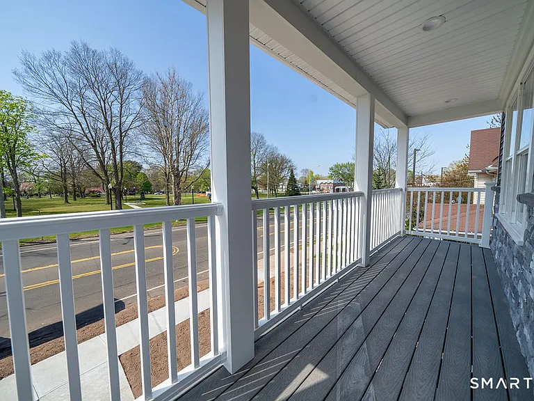 139 Main St #2 — Photo 3