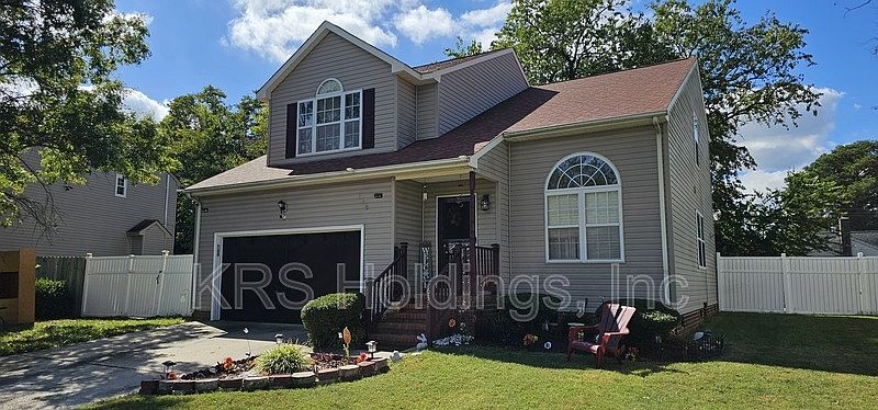 1st image of 632 Lake Shores Dr