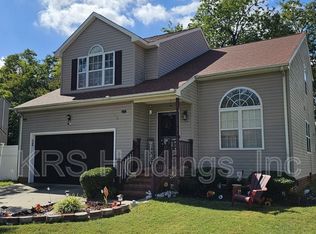 632 Lake Shores Dr, Portsmouth, VA 23707