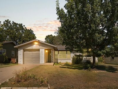107 Hilltop Dr, Grandview, TX, 76050