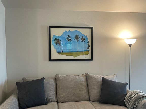 3rd image of 104 Pioneer Cir