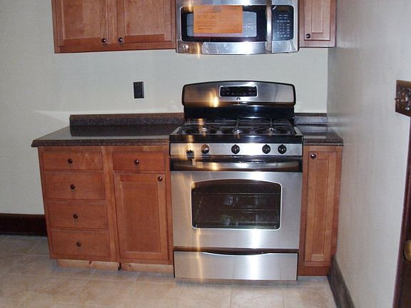 4th image of 1216 Cedar St