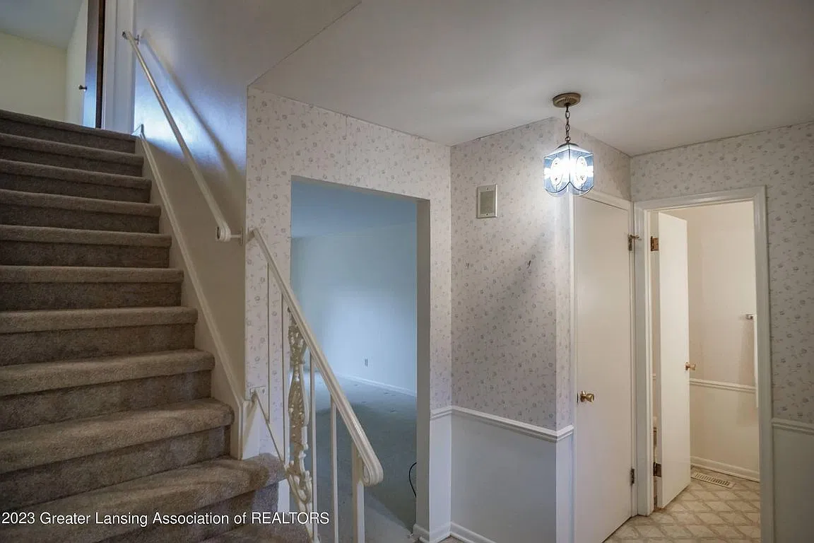 3 bed, 1.5 bath, 1392 sqft, $1,850 — Photo 4