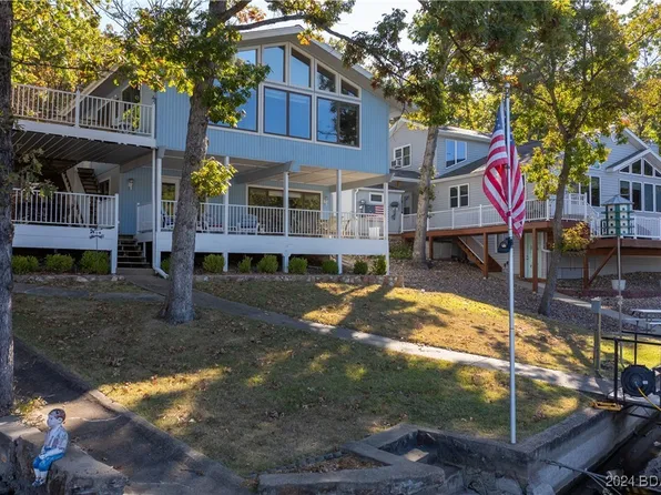 371 Liahona Cir, Sunrise Beach, MO 65079