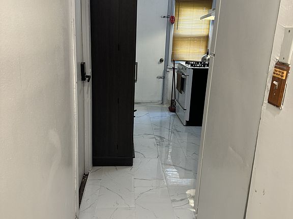 2nd image of 535 E 29th St APT 1