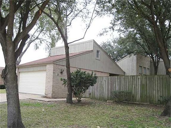 2nd image of 4318 Aspenglen Dr
