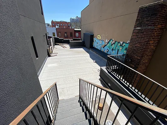 Rented by Rentopia | media 24