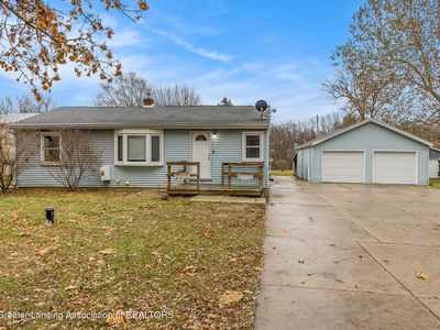 9486 Round Lake Rd, Laingsburg, MI, 48848