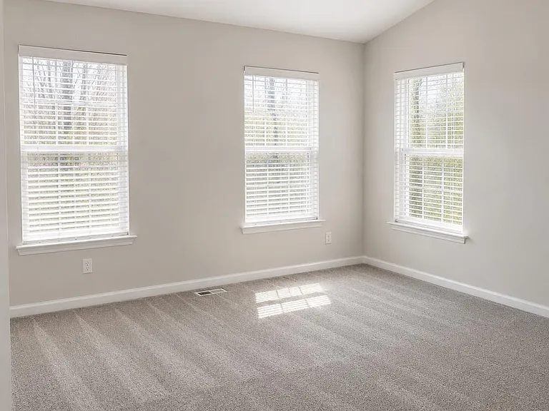 79 Banyan Blvd — Photo 16