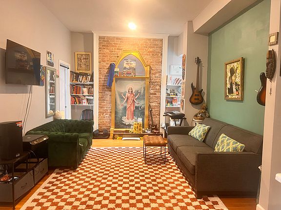 5th image of 274 E 7th St APT 5A