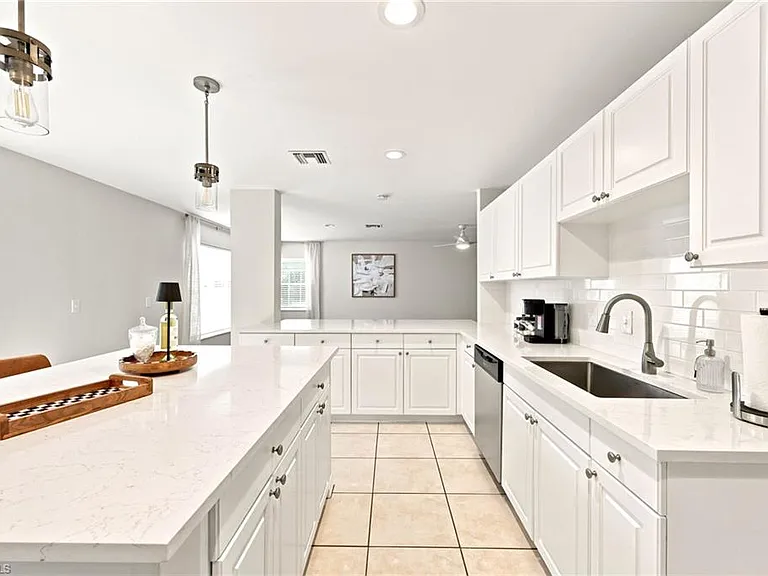 10650 Ragsdale St — Photo 13