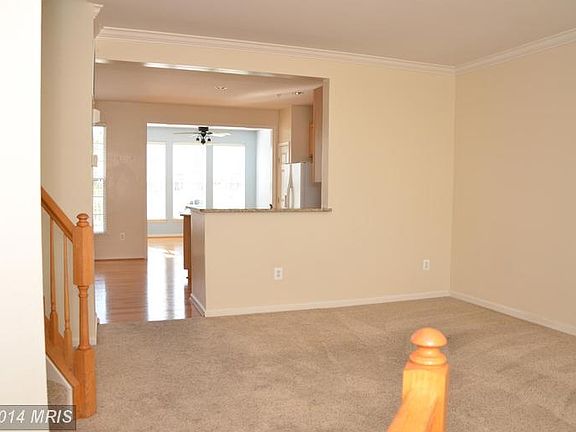 3rd image of 5 Bankbarn Cir