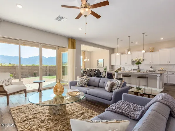 8863 W Weeping Dalea Dr, Marana, AZ 85653