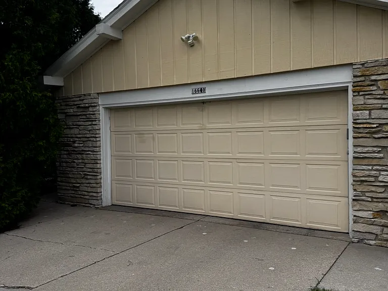 16640 Dane Ct W — Photo 26