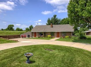 23061 148th St, Leavenworth, KS 66048