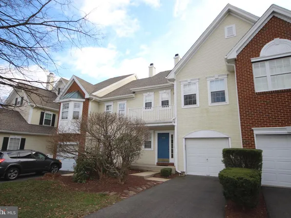 406 Bollen Ct #28, Pennington, NJ 08534