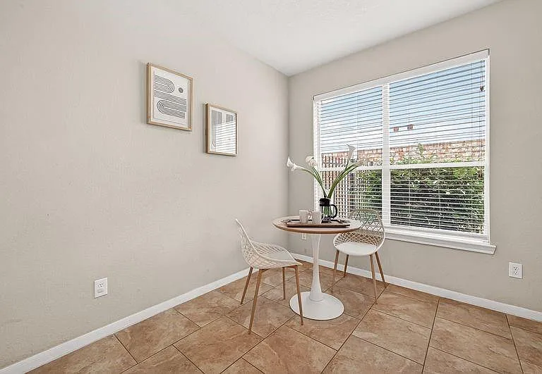 111 S Rocky Point Cir — Photo 18