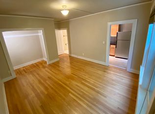 901 NE 43rd St APT 204, Seattle, WA 98105