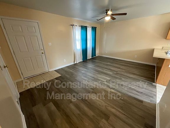 4th image of 1512 Perkins St