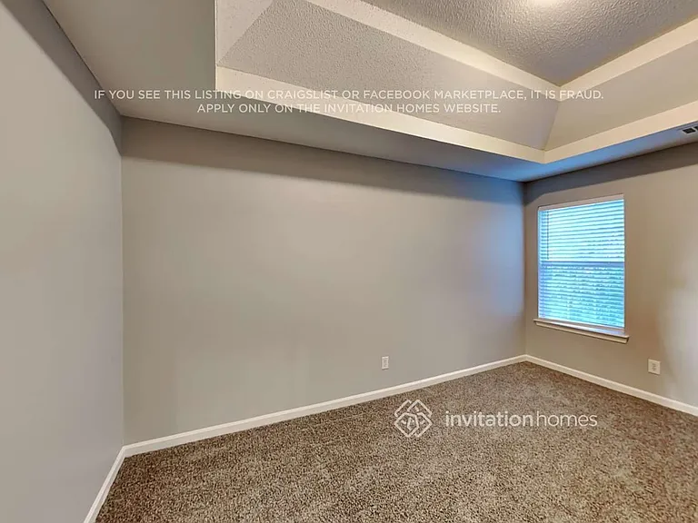 6950 Foxmoor Way — Photo 16
