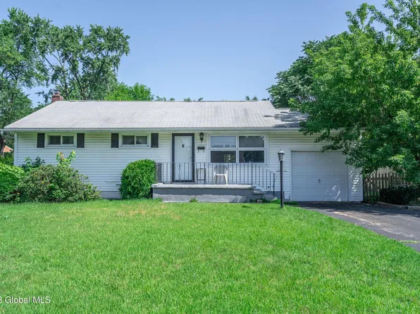 76 Hunting Road, Albany, NY 12205