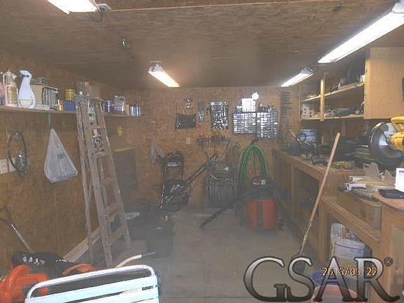4th image of 2421 Clairmont Dr