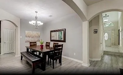 6439 W Linpar Ct — Photo 2