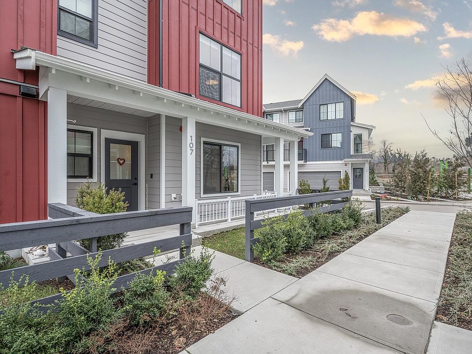 1st image of 488 Furness St #107