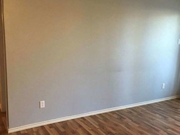 2nd image of 1121 McKercher Dr #103C