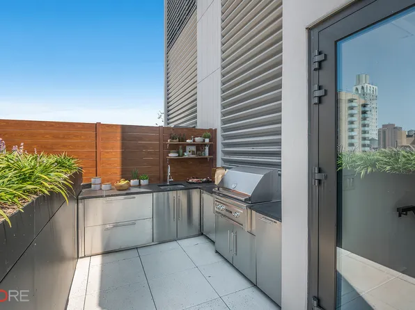 310 East 86th Street PHB image 3 of 21
