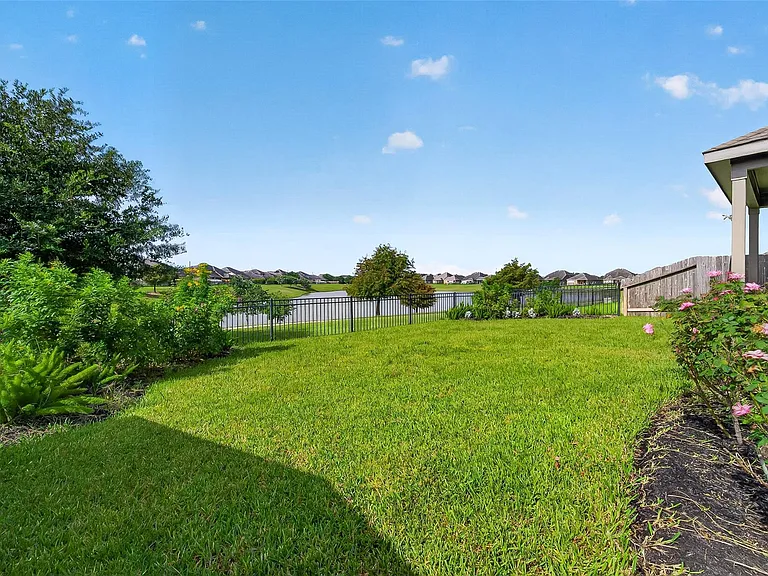 24603 Royal Pike Dr — Photo 43
