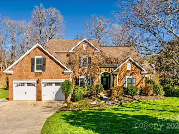 11023 Thornhill Club Dr, Charlotte, NC 28277
